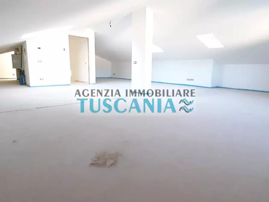 Immagine 20 di Casa trifamiliare in vendita  a Cecina