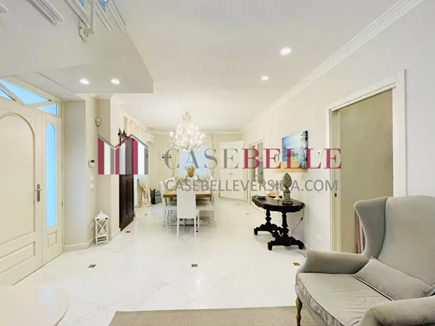 Immagine 41 di Villa in affitto  a Forte Dei Marmi