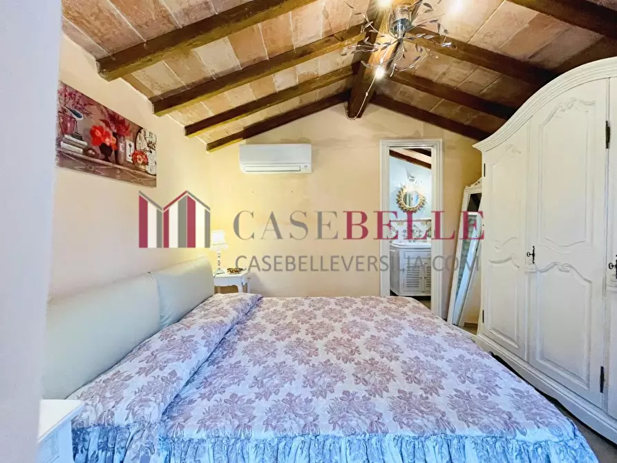 Immagine 40 di Casa indipendente in affitto  a Forte Dei Marmi