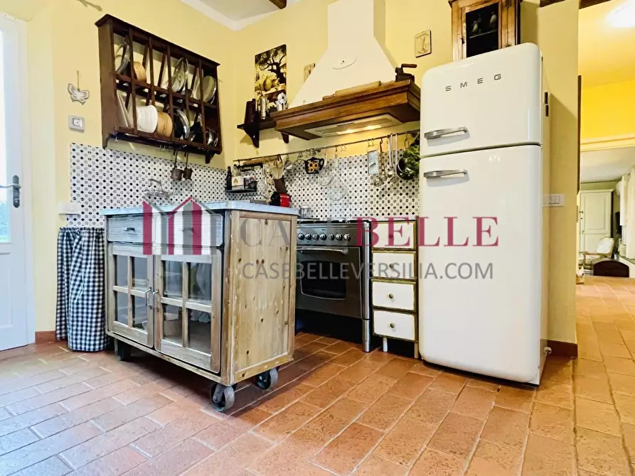 Immagine 13 di Casa indipendente in affitto  a Forte Dei Marmi