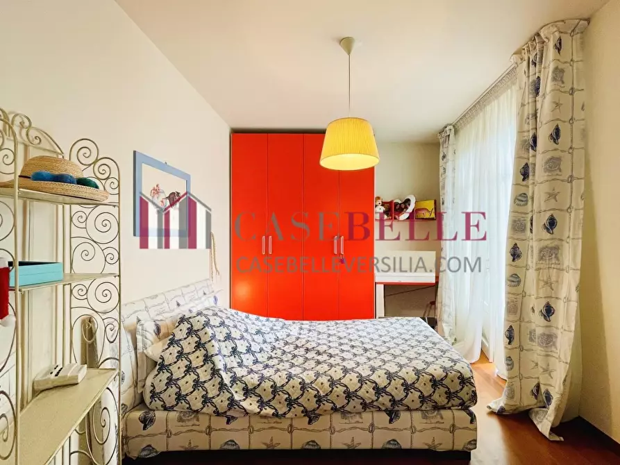 Immagine 43 di Casa indipendente in affitto  a Forte Dei Marmi