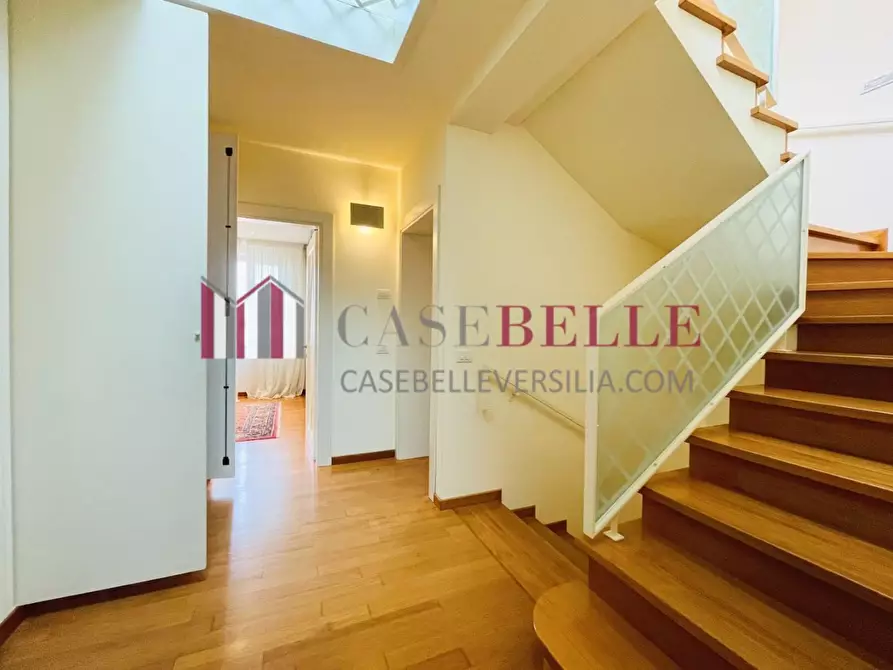 Immagine 47 di Casa indipendente in affitto  a Forte Dei Marmi