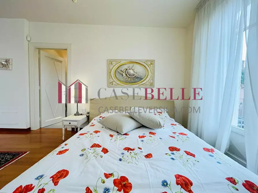 Immagine 53 di Casa indipendente in affitto  a Forte Dei Marmi