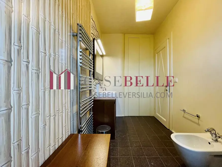 Immagine 42 di Casa indipendente in affitto  a Forte Dei Marmi