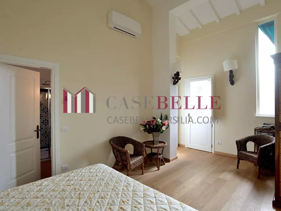 Immagine 11 di Villa in affitto  a Forte Dei Marmi