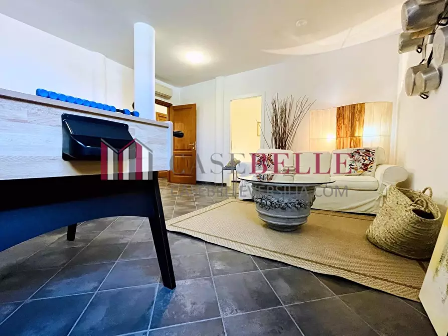 Immagine 43 di Casa bifamiliare in affitto  a Seravezza