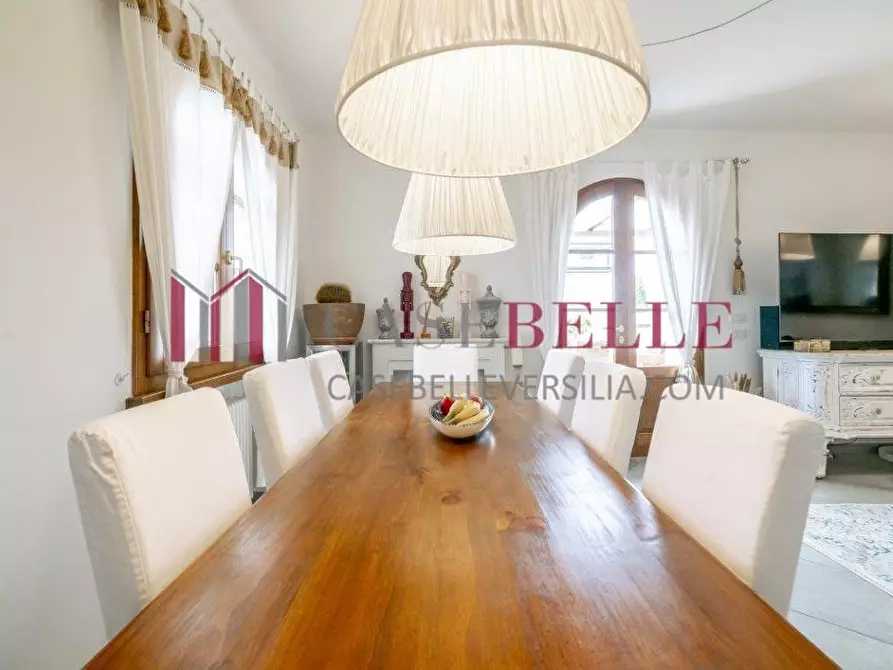 Immagine 60 di Casa bifamiliare in affitto  a Seravezza