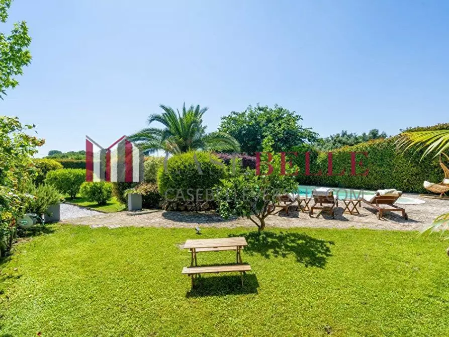 Immagine 70 di Casa bifamiliare in affitto  a Seravezza