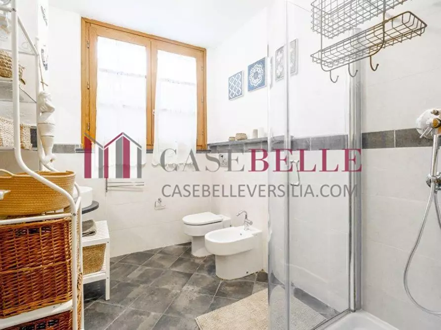 Immagine 63 di Casa bifamiliare in affitto  a Seravezza