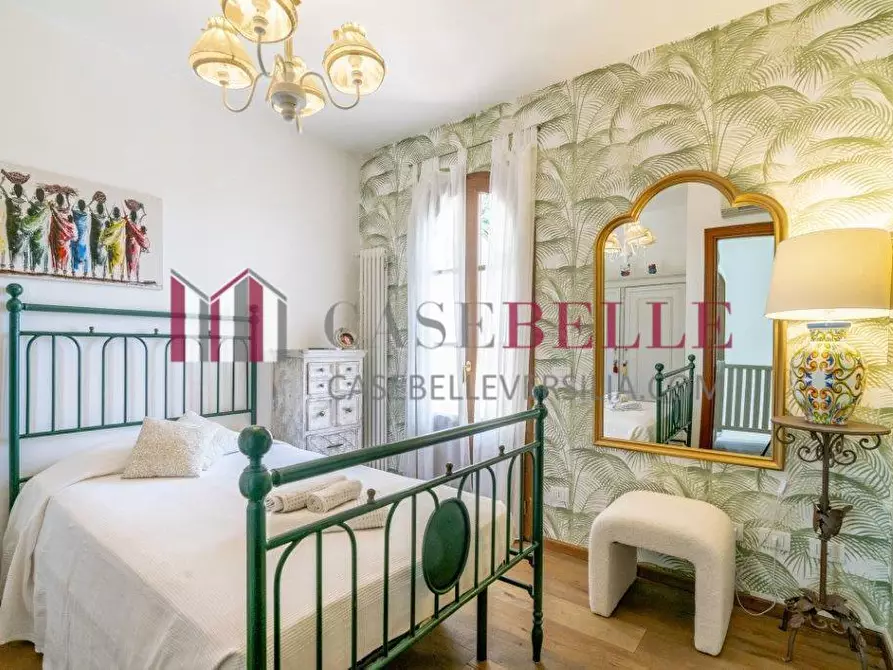 Immagine 66 di Casa bifamiliare in affitto  a Seravezza