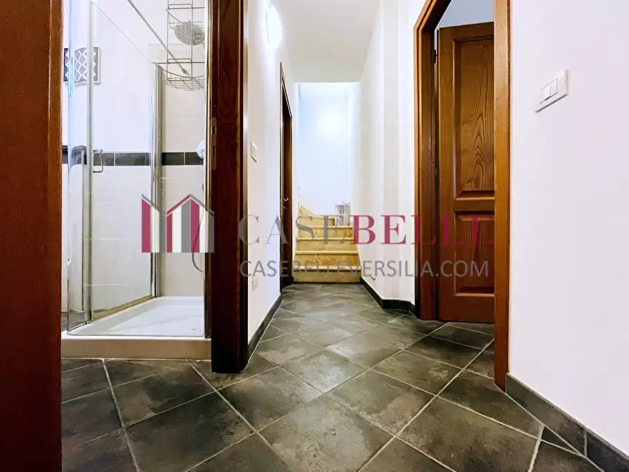 Immagine 36 di Casa bifamiliare in affitto  a Seravezza