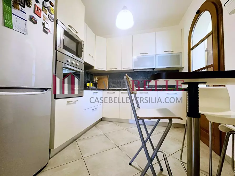 Immagine 13 di Casa bifamiliare in affitto  a Seravezza