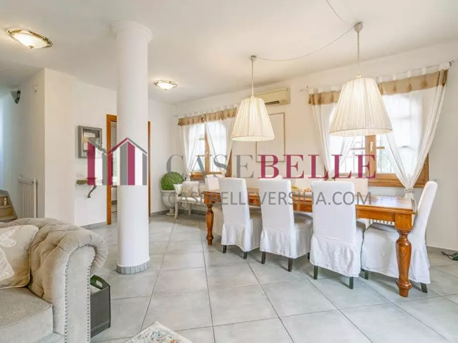 Immagine 58 di Casa bifamiliare in affitto  a Seravezza