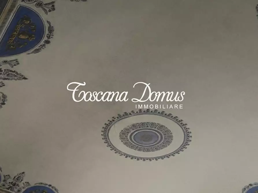 Immagine 2 di Appartamento in vendita  a Siena