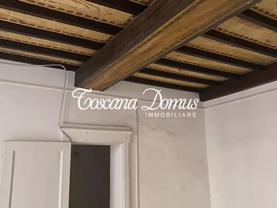 Immagine 7 di Appartamento in vendita  a Siena