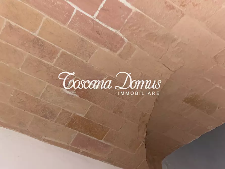 Immagine 8 di Appartamento in vendita  a Siena