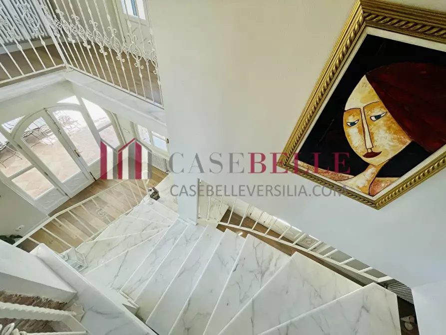 Immagine 65 di Villa in affitto  a Seravezza