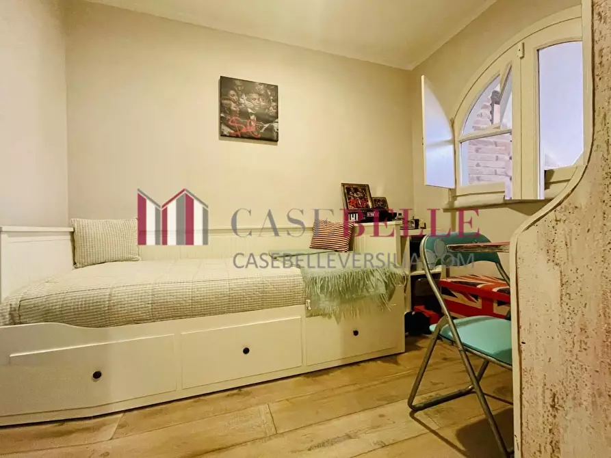 Immagine 40 di Villa in affitto  a Seravezza