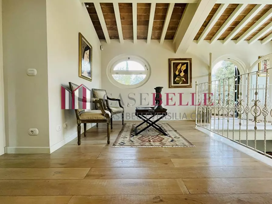 Immagine 52 di Villa in affitto  a Seravezza