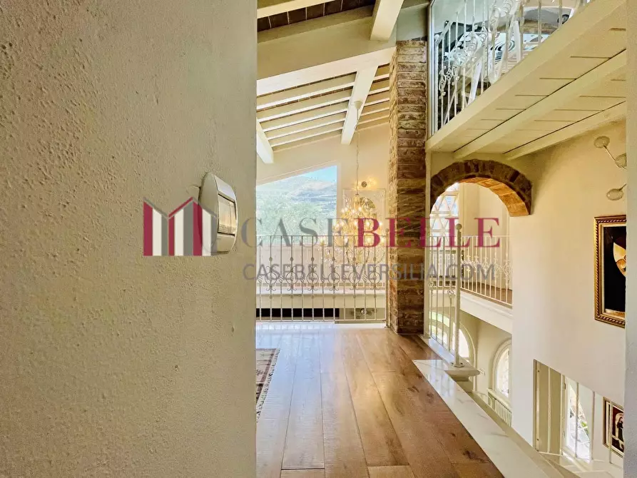 Immagine 63 di Villa in affitto  a Seravezza