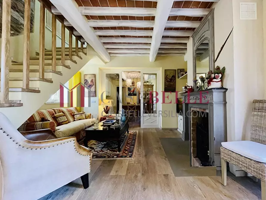 Immagine 90 di Villa in affitto  a Seravezza