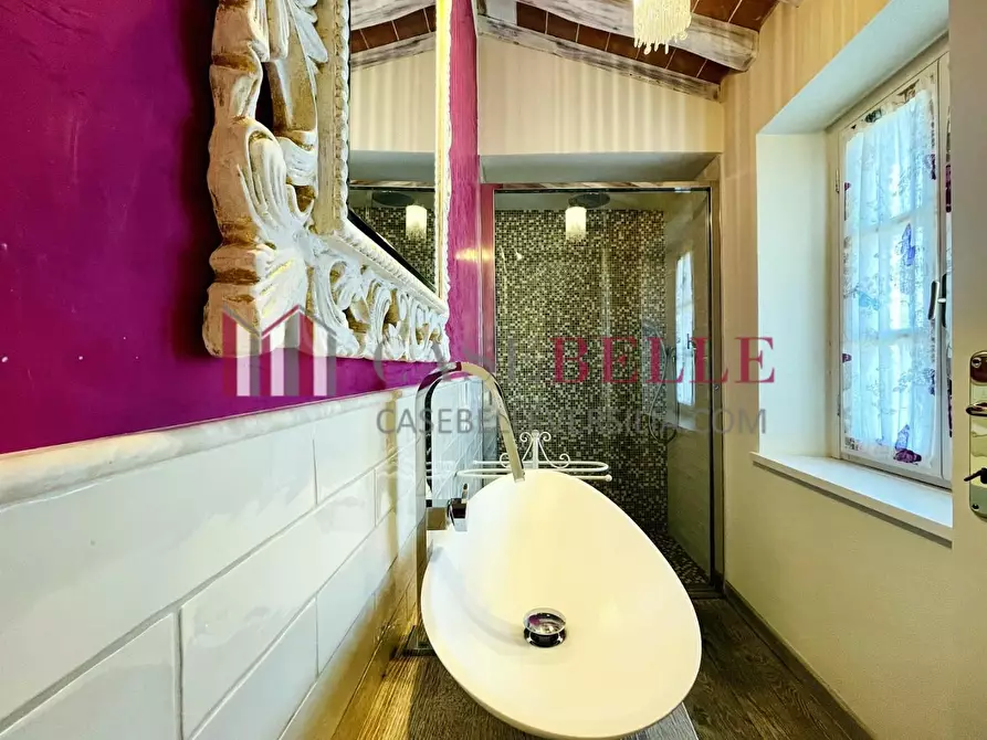 Immagine 82 di Villa in affitto  a Seravezza