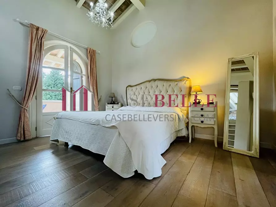 Immagine 54 di Villa in affitto  a Seravezza