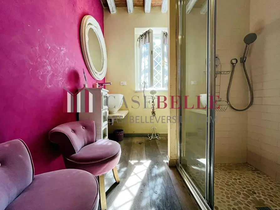 Immagine 98 di Villa in affitto  a Seravezza