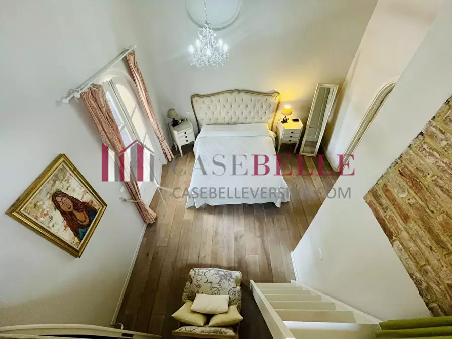 Immagine 62 di Villa in affitto  a Seravezza