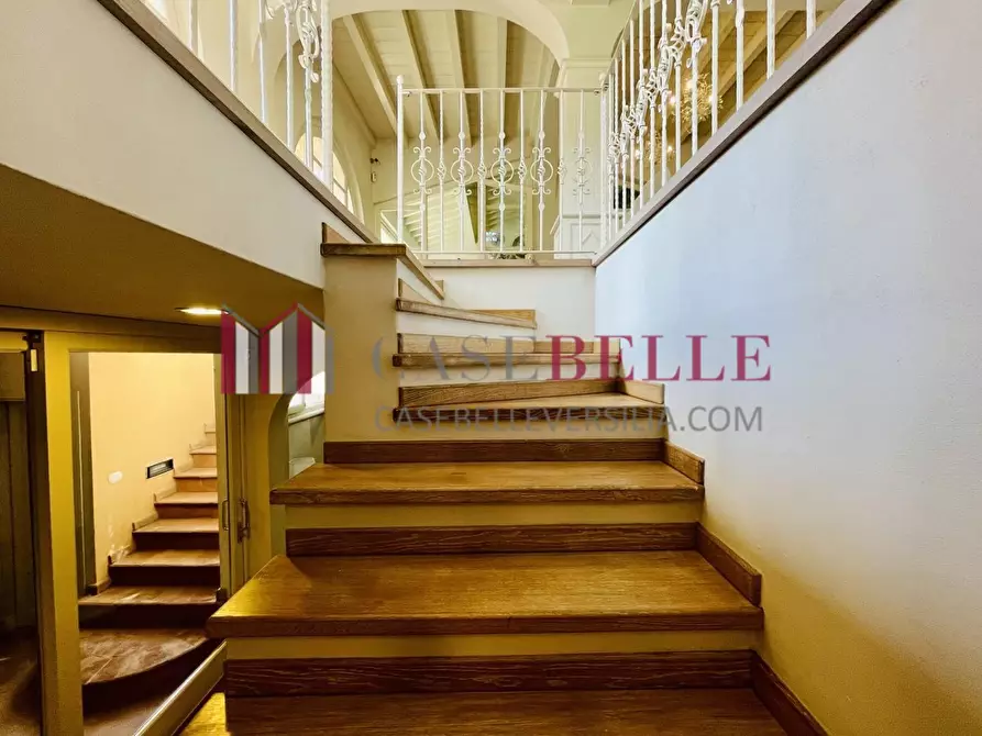 Immagine 48 di Villa in affitto  a Seravezza