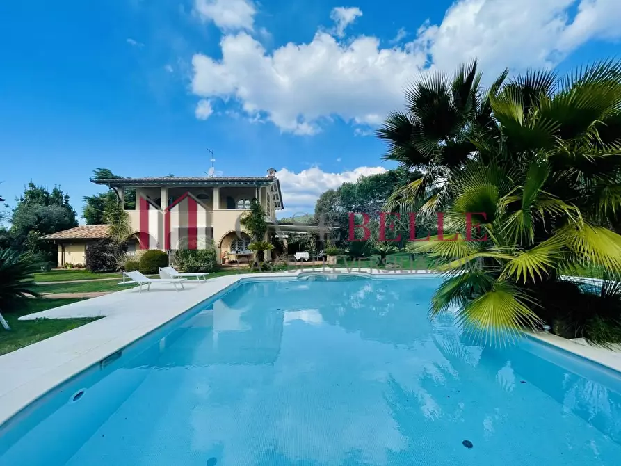 Immagine 9 di Villa in affitto  a Seravezza