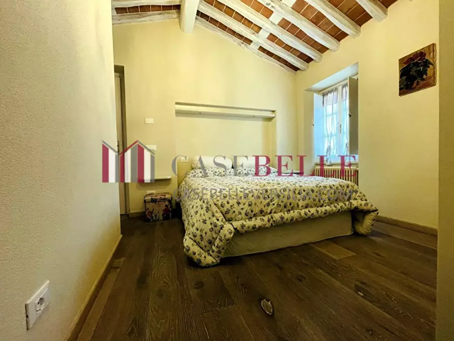 Immagine 80 di Villa in affitto  a Seravezza