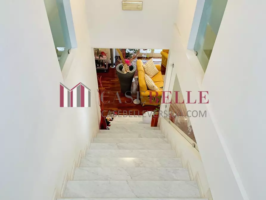 Immagine 69 di Villa in vendita  a Camaiore