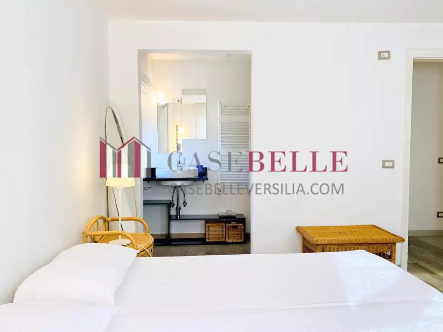 Immagine 29 di Villa in vendita  a Camaiore