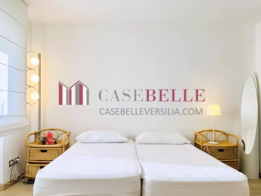 Immagine 28 di Villa in vendita  a Camaiore