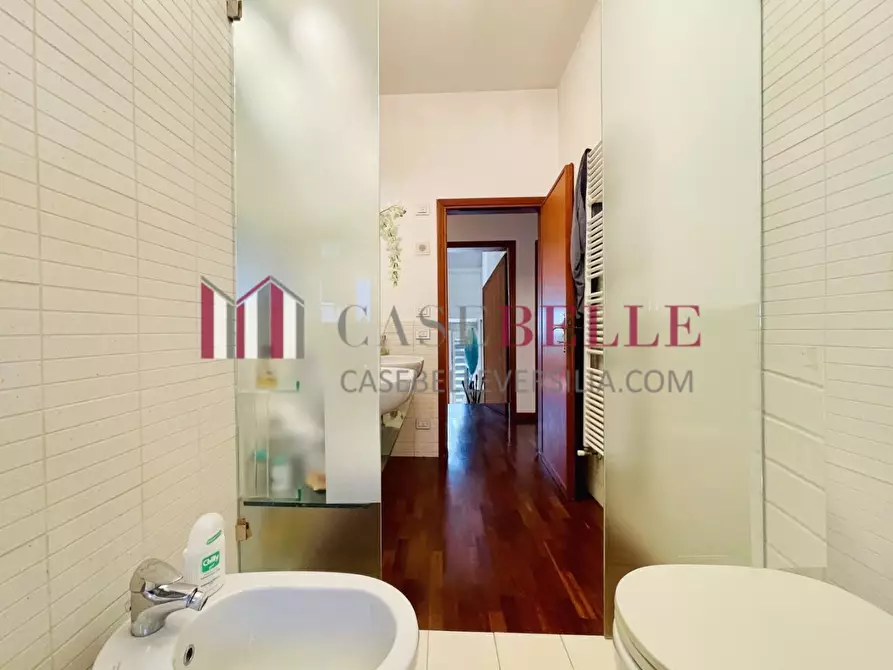 Immagine 51 di Villa in vendita  a Camaiore