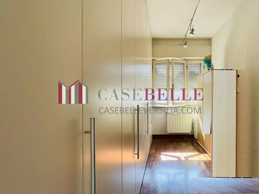 Immagine 54 di Villa in vendita  a Camaiore