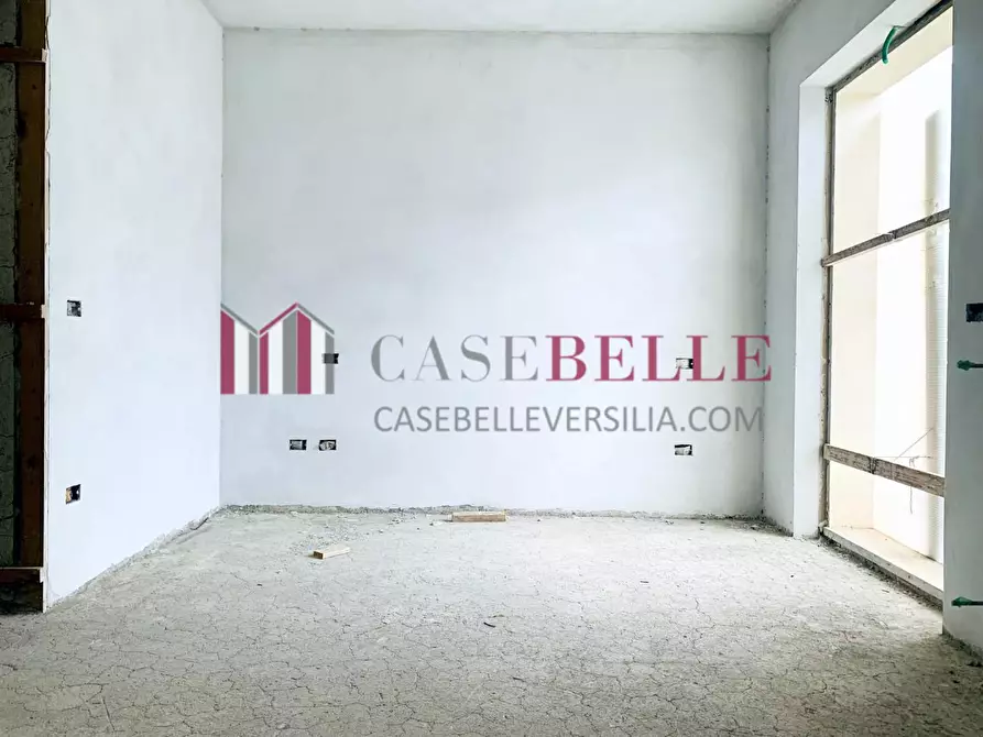 Immagine 3 di Casa bifamiliare in vendita  a Seravezza
