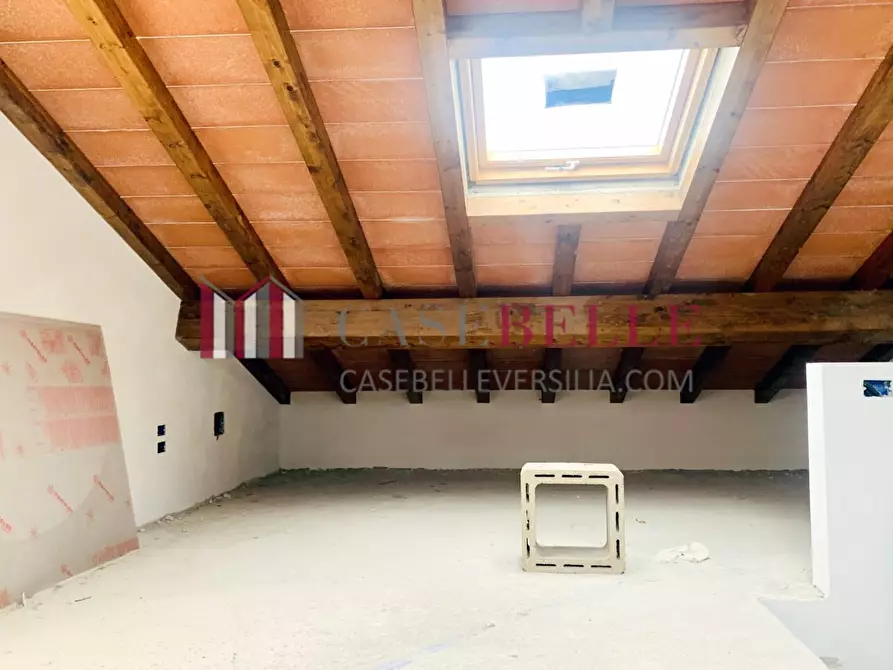 Immagine 4 di Casa bifamiliare in vendita  a Seravezza