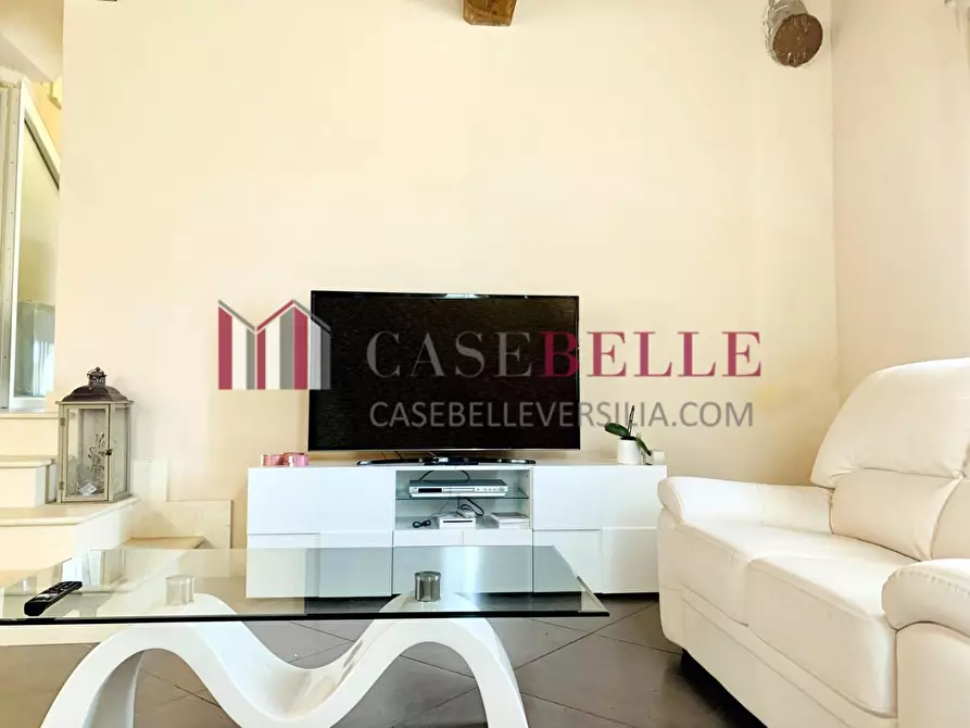 Immagine 6 di Villa in affitto  a Seravezza