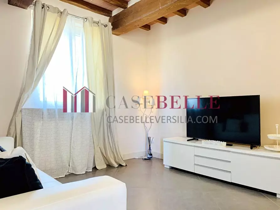 Immagine 47 di Villa in affitto  a Seravezza