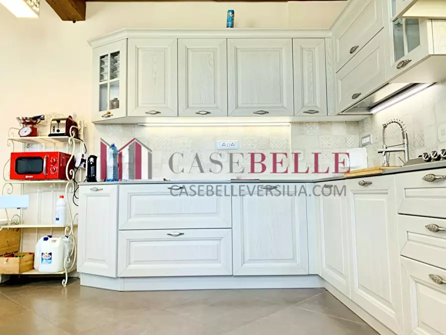 Immagine 45 di Villa in affitto  a Seravezza