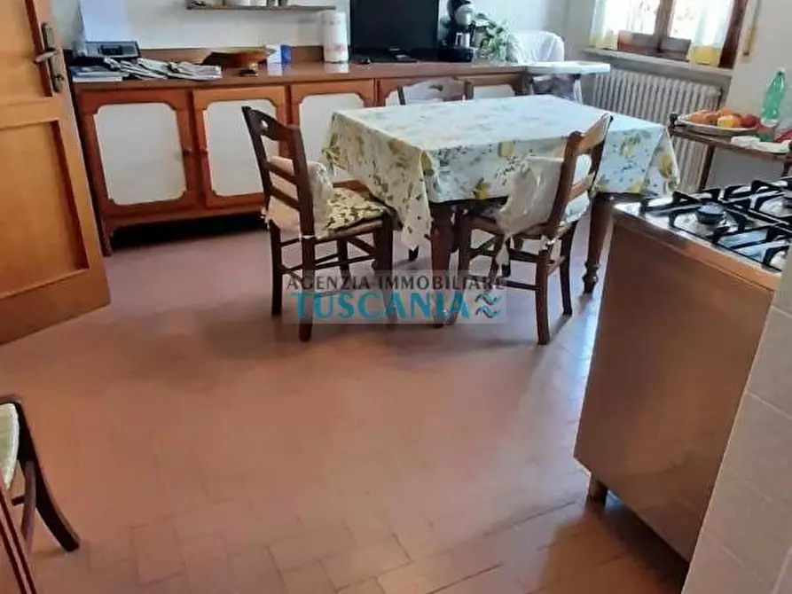 Immagine 13 di Casa bifamiliare in vendita  a Cecina