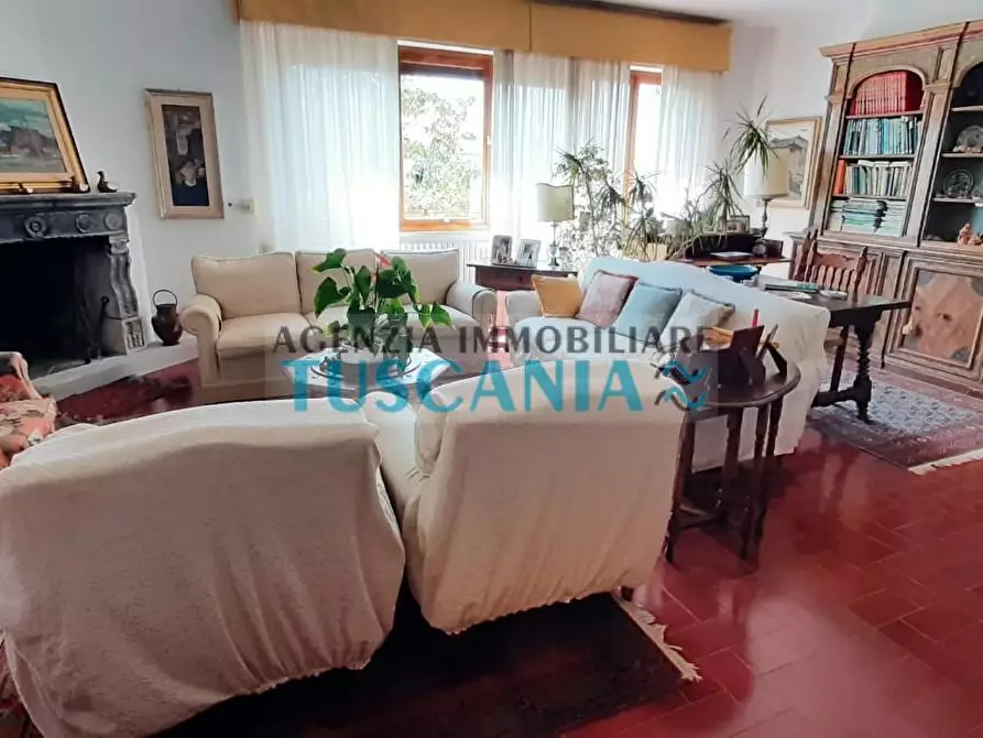 Immagine 4 di Casa bifamiliare in vendita  a Cecina