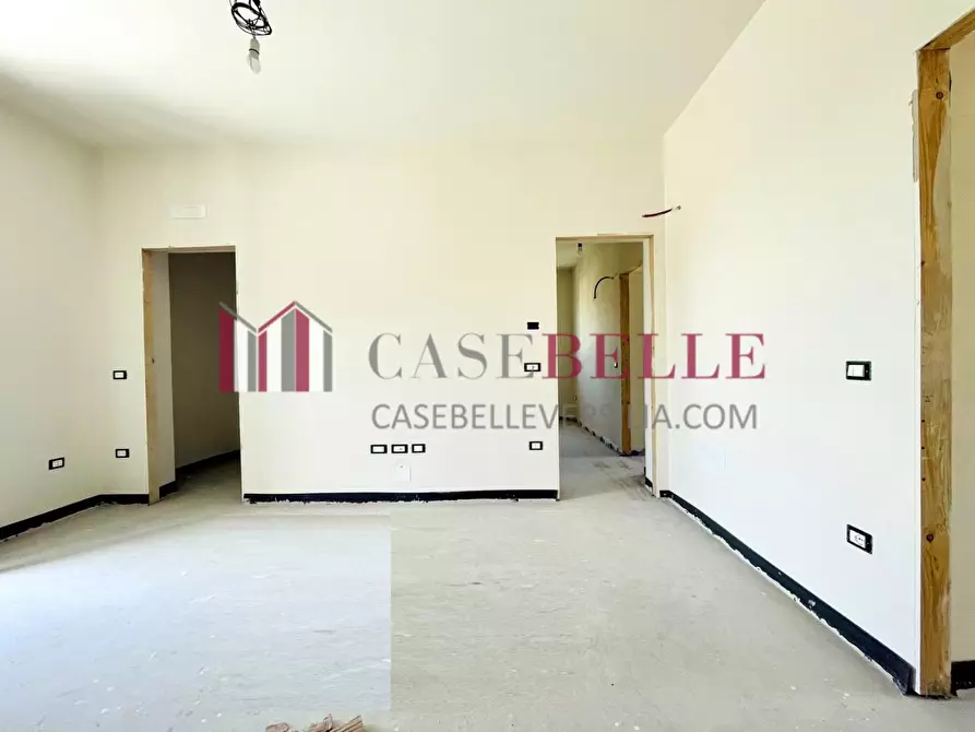 Immagine 1 di Mansarda in vendita  a Pietrasanta