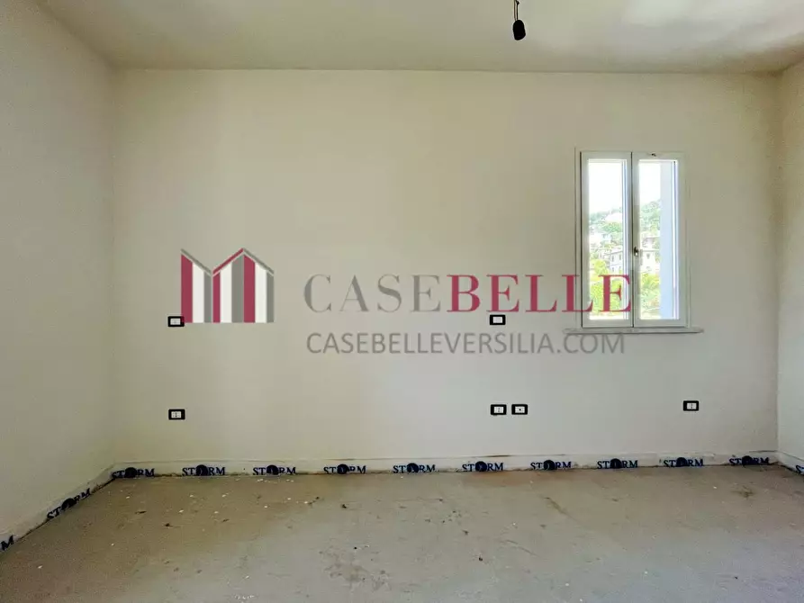 Immagine 7 di Mansarda in vendita  a Pietrasanta