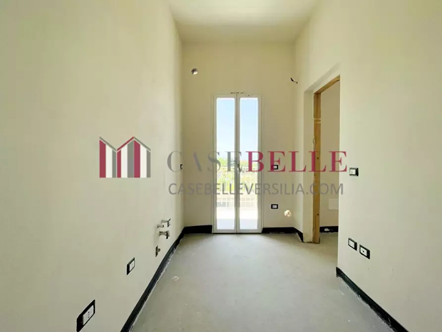 Immagine 4 di Mansarda in vendita  a Pietrasanta