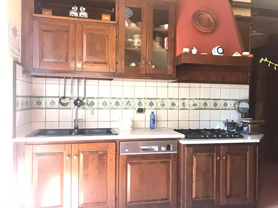 Immagine 20 di Villa in vendita  a Barga