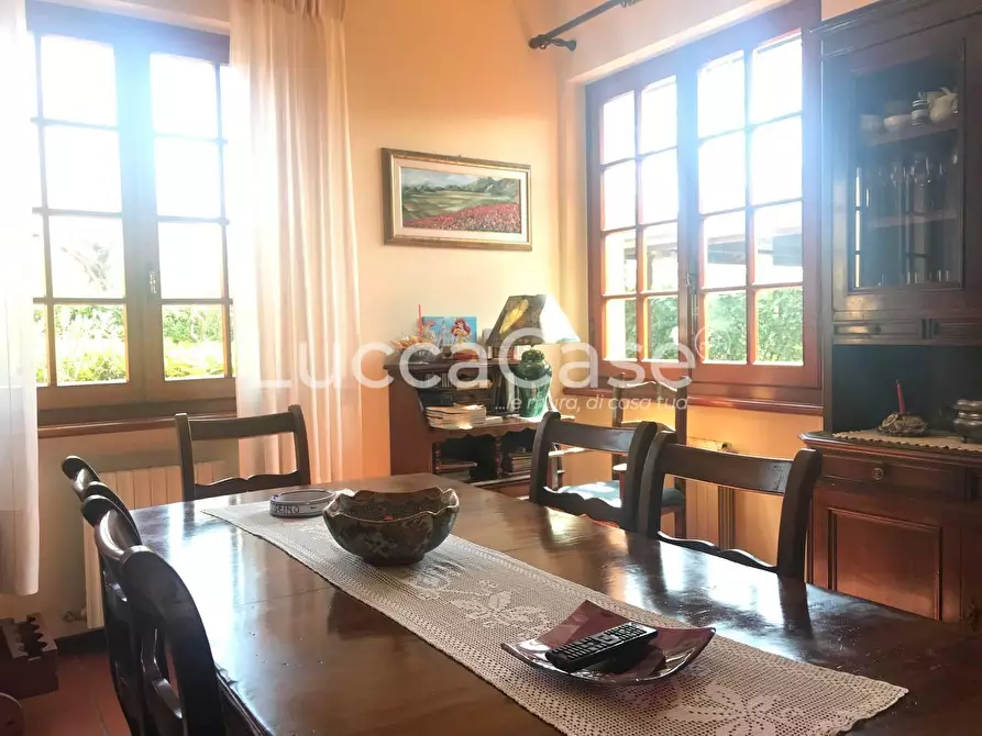 Immagine 15 di Villa in vendita  a Barga