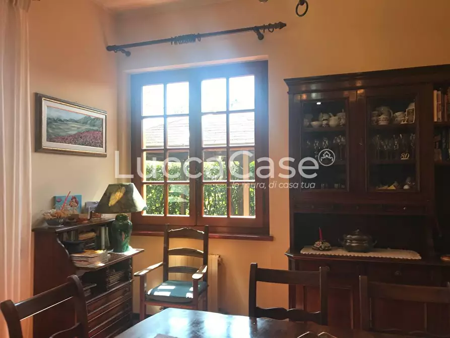 Immagine 19 di Villa in vendita  a Barga